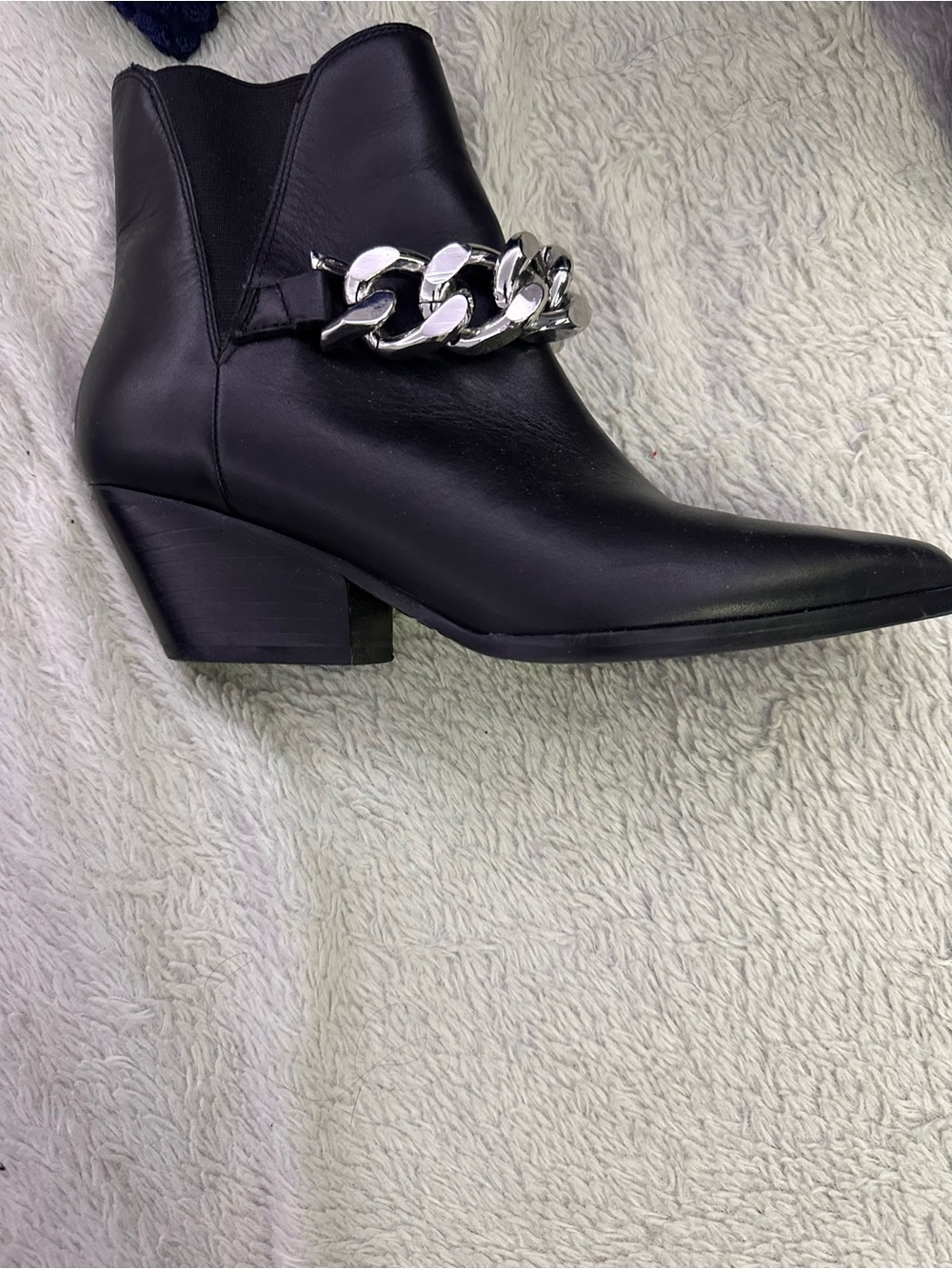 Black Pointed Toe Ankle Boots with Silver Chain Marc Fisher 6.5 - Picture 6 of 7